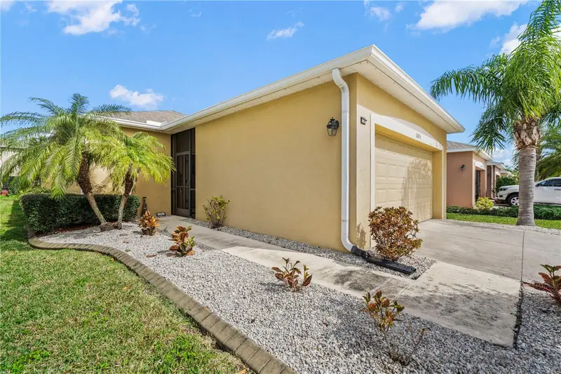 11815 Tempest Harbor Loop, FL