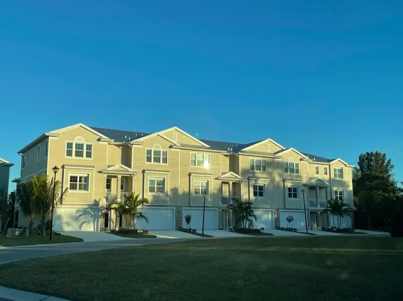 10425 Pilothouse Cir #131, FL
