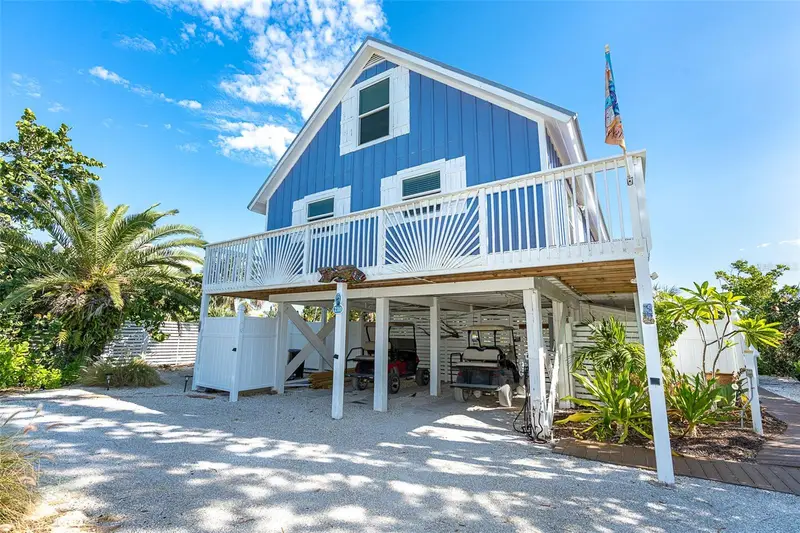 210 Bocilla Dr, FL