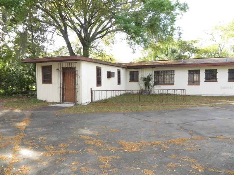 420 W Cherry St, FL