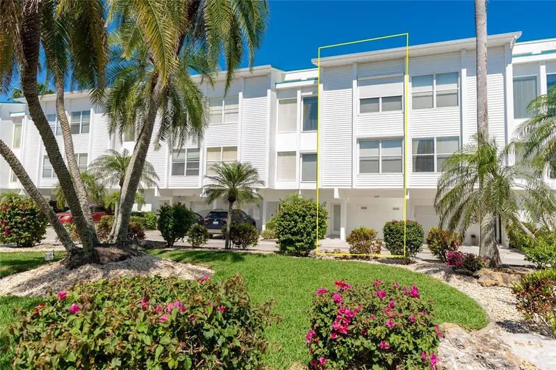 8280 Harborside Cir, FL