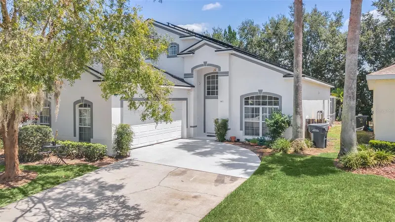 541 Castlemain Cir, FL