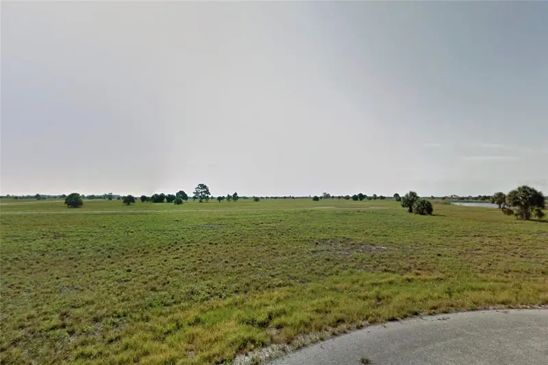 6 Fir Ct, FL