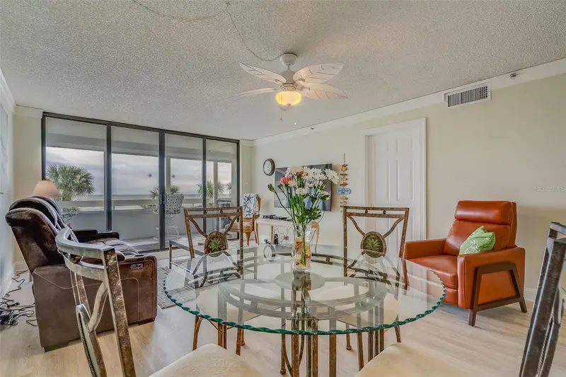 17900 Gulf Blvd #2e, FL