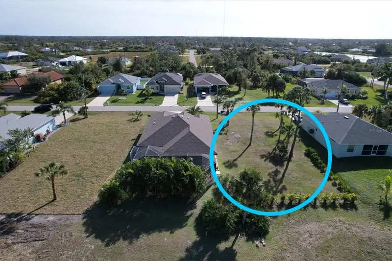 422 Albatross Rd, FL