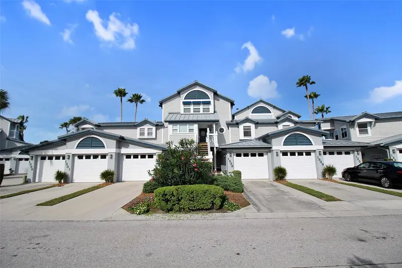 1333 Siesta Bayside Dr #1333-D, FL