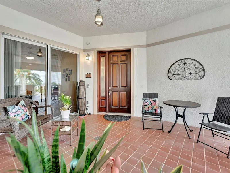 1022 Bellasol Way #5302, FL