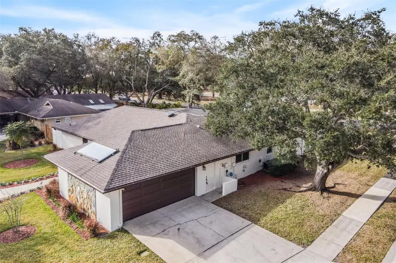 1 Fernery Ln, FL