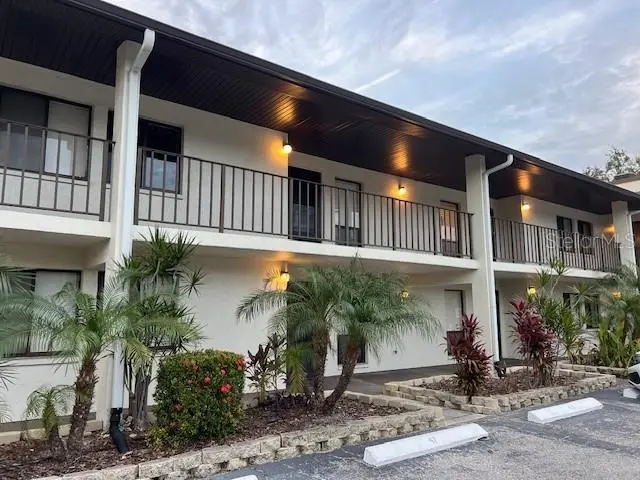 7205 Curtiss Ave #2f, FL