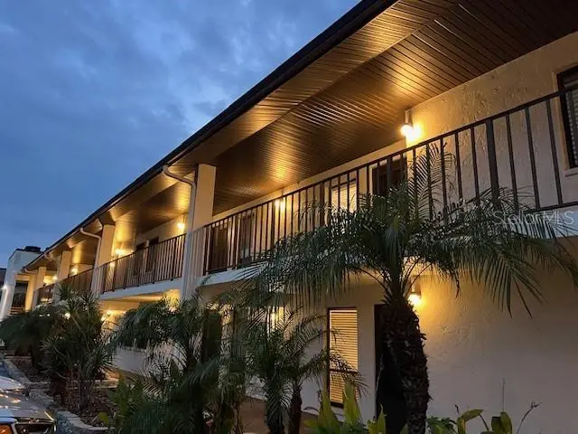 7205 Curtiss Ave #2f, FL