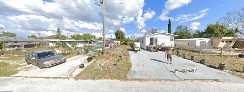 13012 Avon St, FL