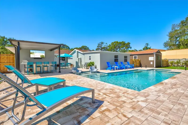 Sarasota, FL