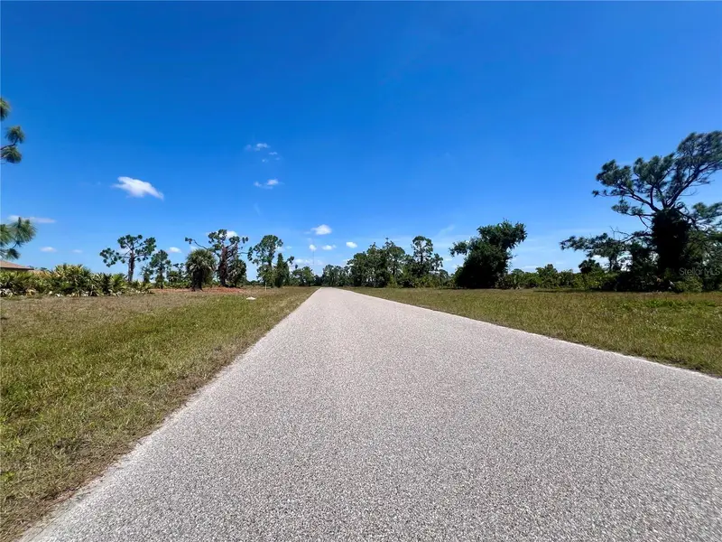 36 Coxswain Dr, FL