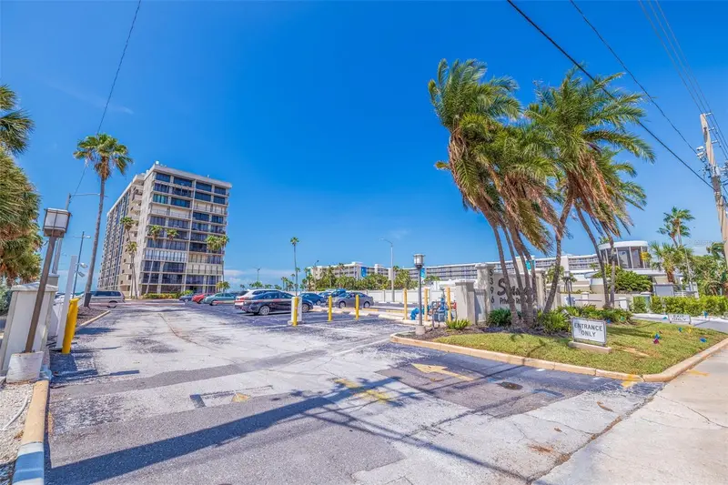 5396 Gulf Blvd #209, FL