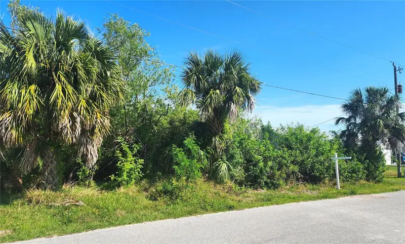2425 Vance Ter, FL