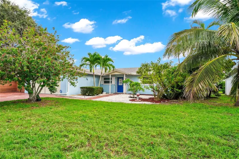 363 Harbor Dr, FL