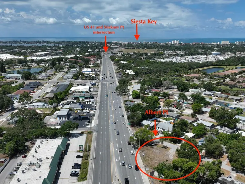 Albert Pl, FL
