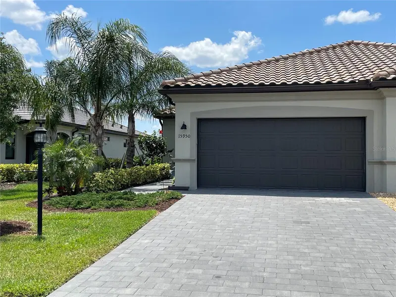 15950 Clear Skies Pl, FL