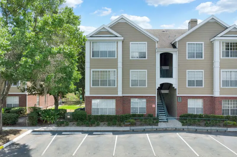 13103 Mulberry Park Dr #8211, FL