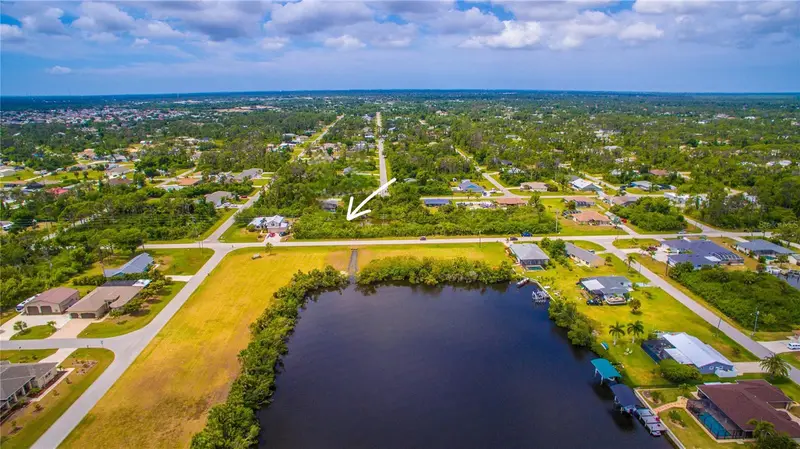 5698 David Blvd, FL