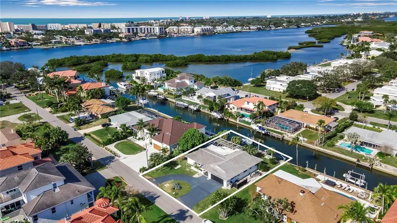 1649 Stanford Ln, FL
