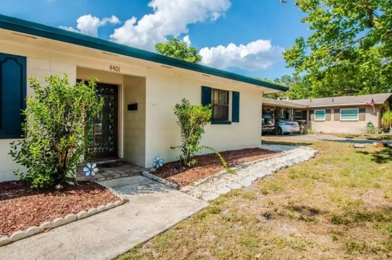 4401 Lenmore St #3, FL