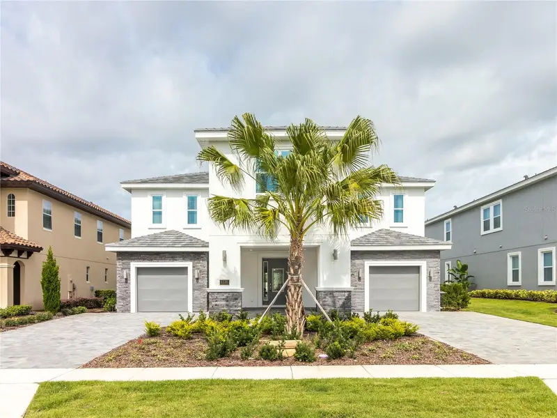 1136 Castle Pines Ct, FL