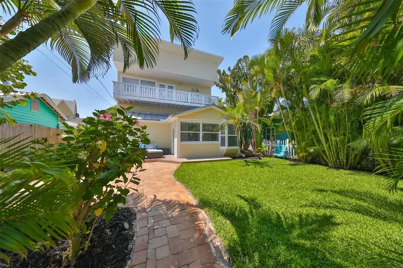 13004 Boca Ciega Ave, FL