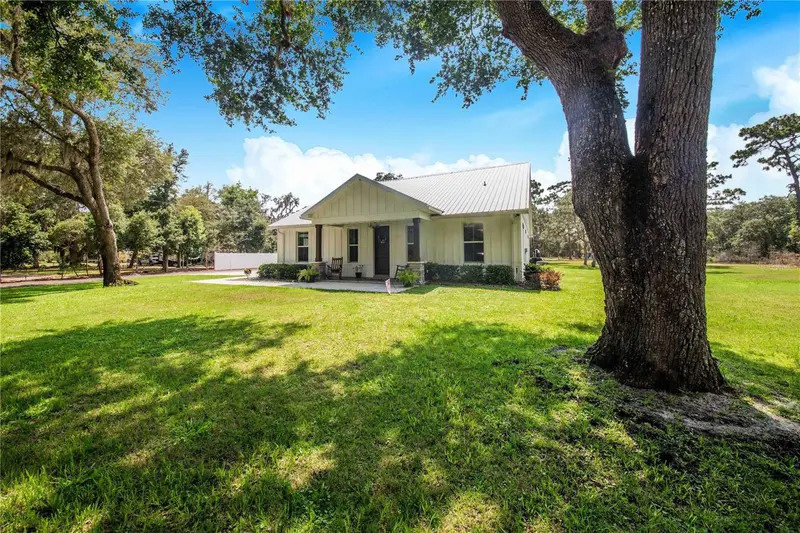 12510 Lake Hatchineha Rd, FL