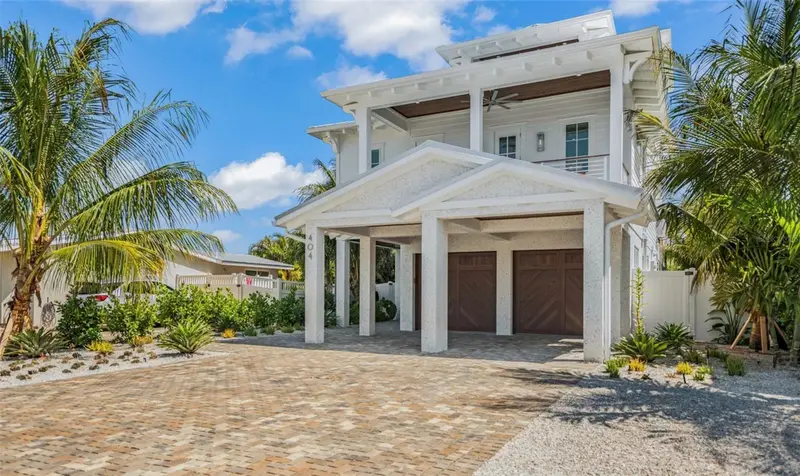 404 North Shore Dr, FL