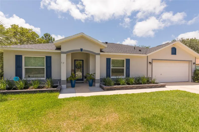 7 Lancaster Ln, FL