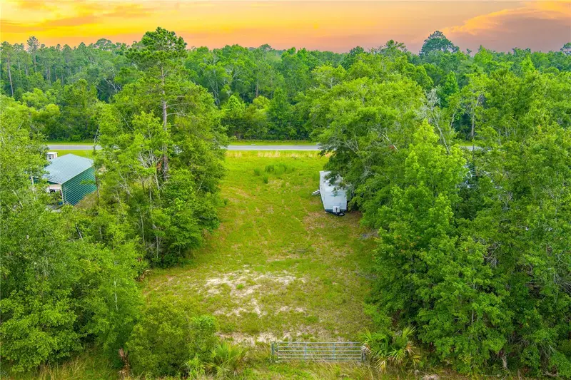 400 Coastal Oak Ln Nw, FL