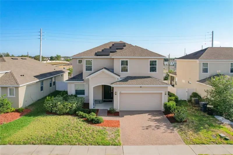 172 Seville Dr, FL