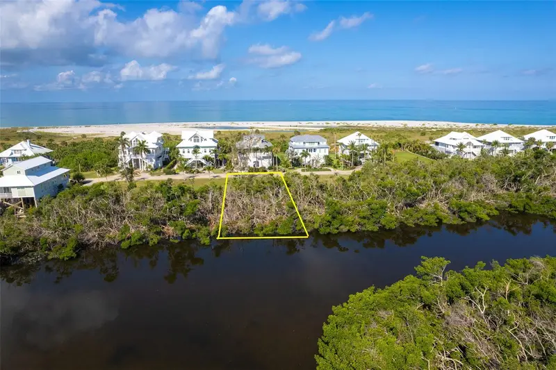 7061 Palm Island Dr #Lot 69, FL