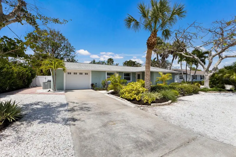 506 69th St, FL