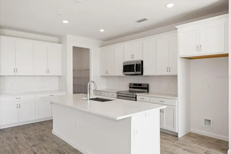 9584 Vibrant Lane, FL