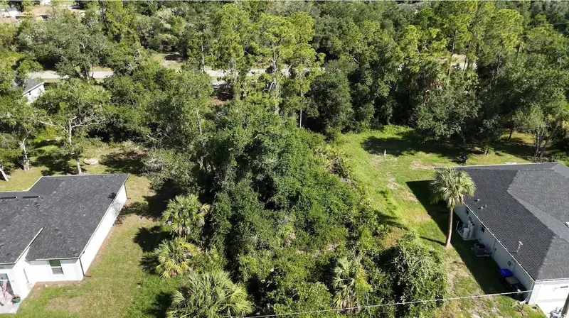 Carmelia St, FL