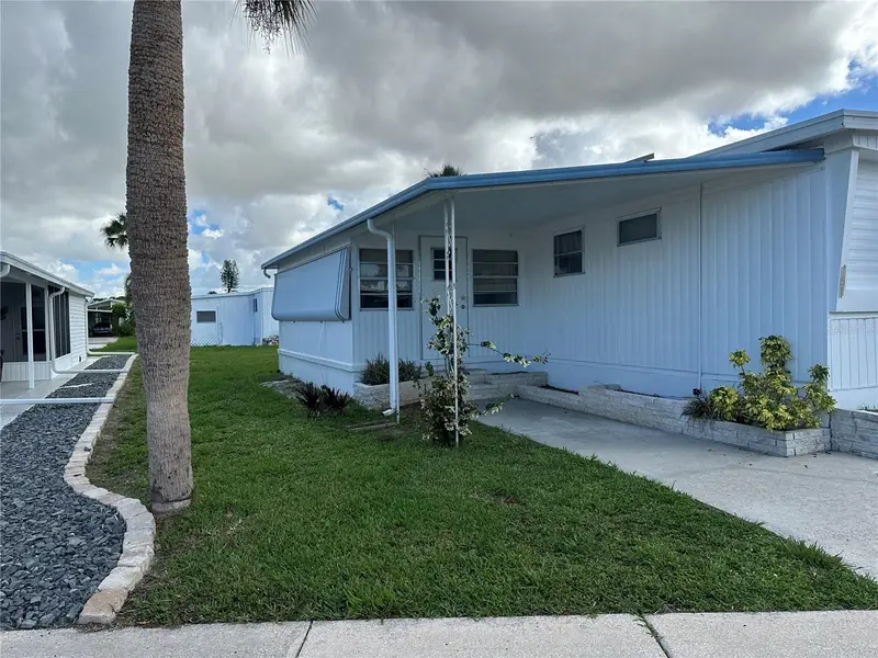 751 Dahlia Dr, FL