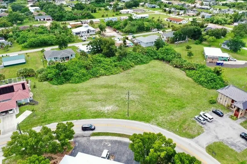 2633 Magdalina Dr, FL