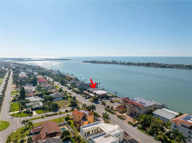 800 Madonna Blvd #B, FL