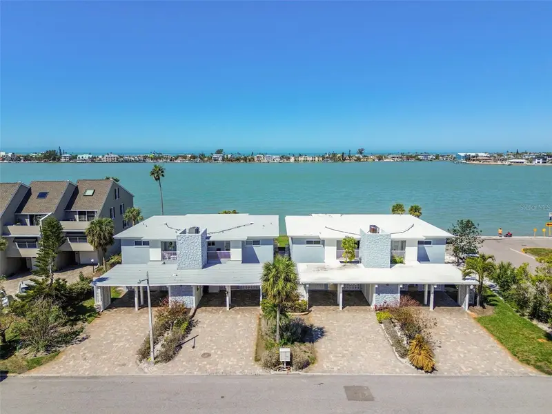 800 Madonna Blvd #B, FL