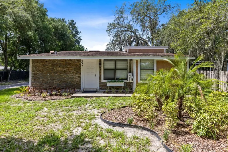 424 E Welch Rd, FL