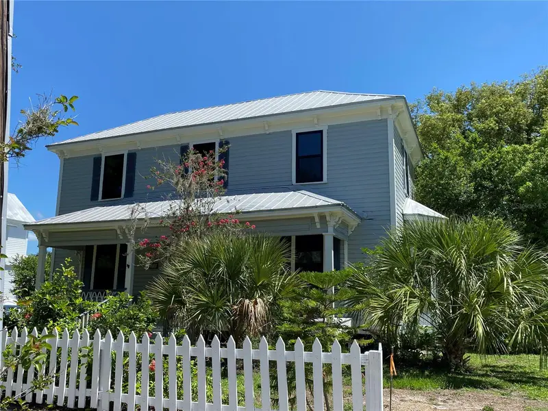 510 W Oak St, FL