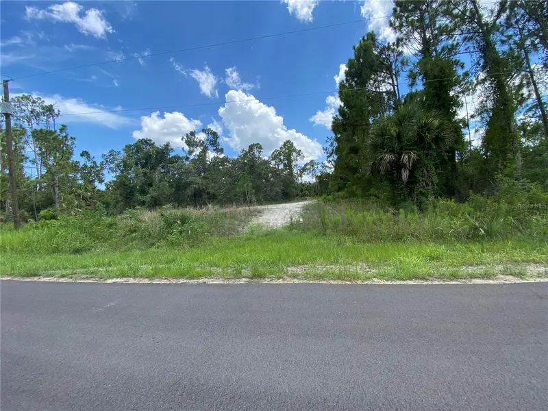 Hampshire Cir, FL