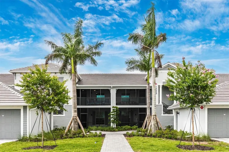 12550 Galapagos St #204, FL