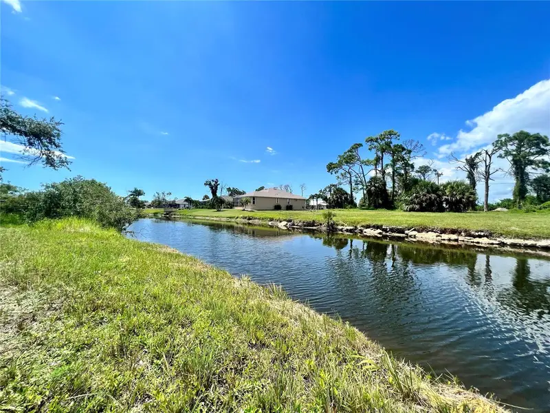 76 Mark Twain Ln, FL