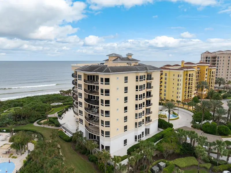28 Porto Mar #101, FL