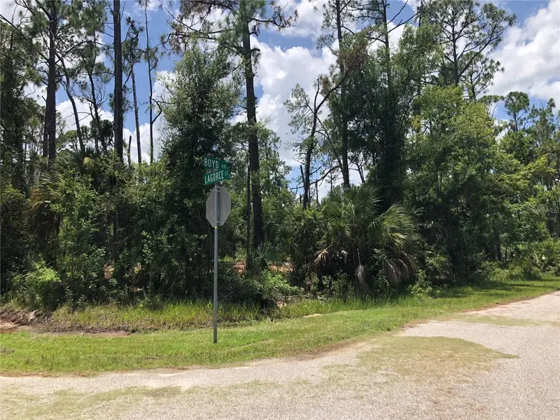 Apricola Rd, FL