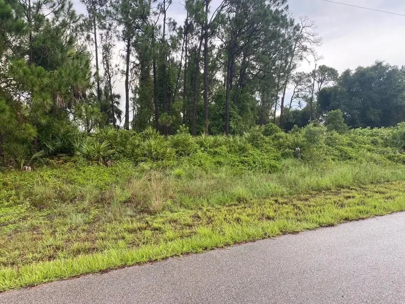 Dalewood Cir, FL