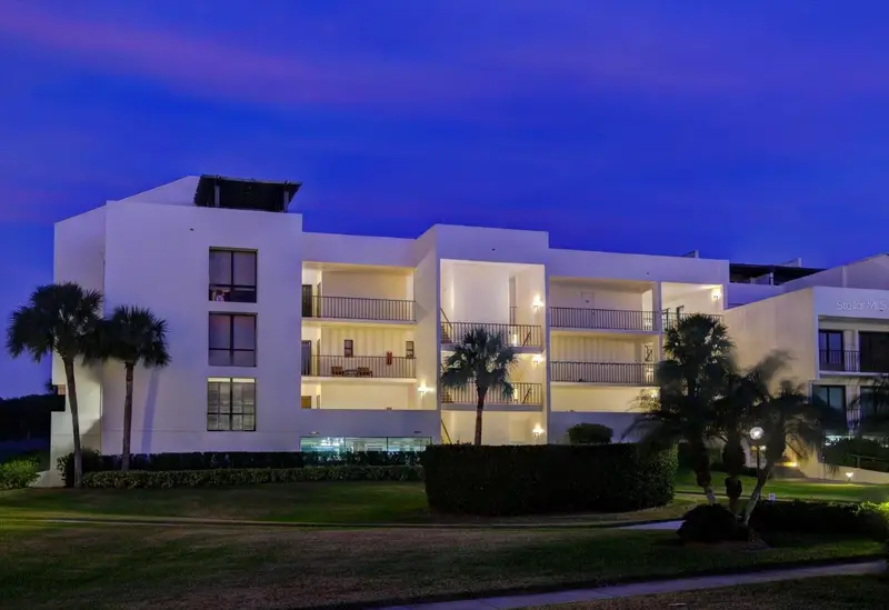 50 Coe Rd #311, FL